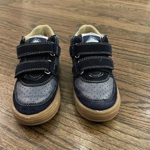 NATURINO HESS HIGH WATERPROOF VELCRO SNEAKER 
Suede and leather sneakers